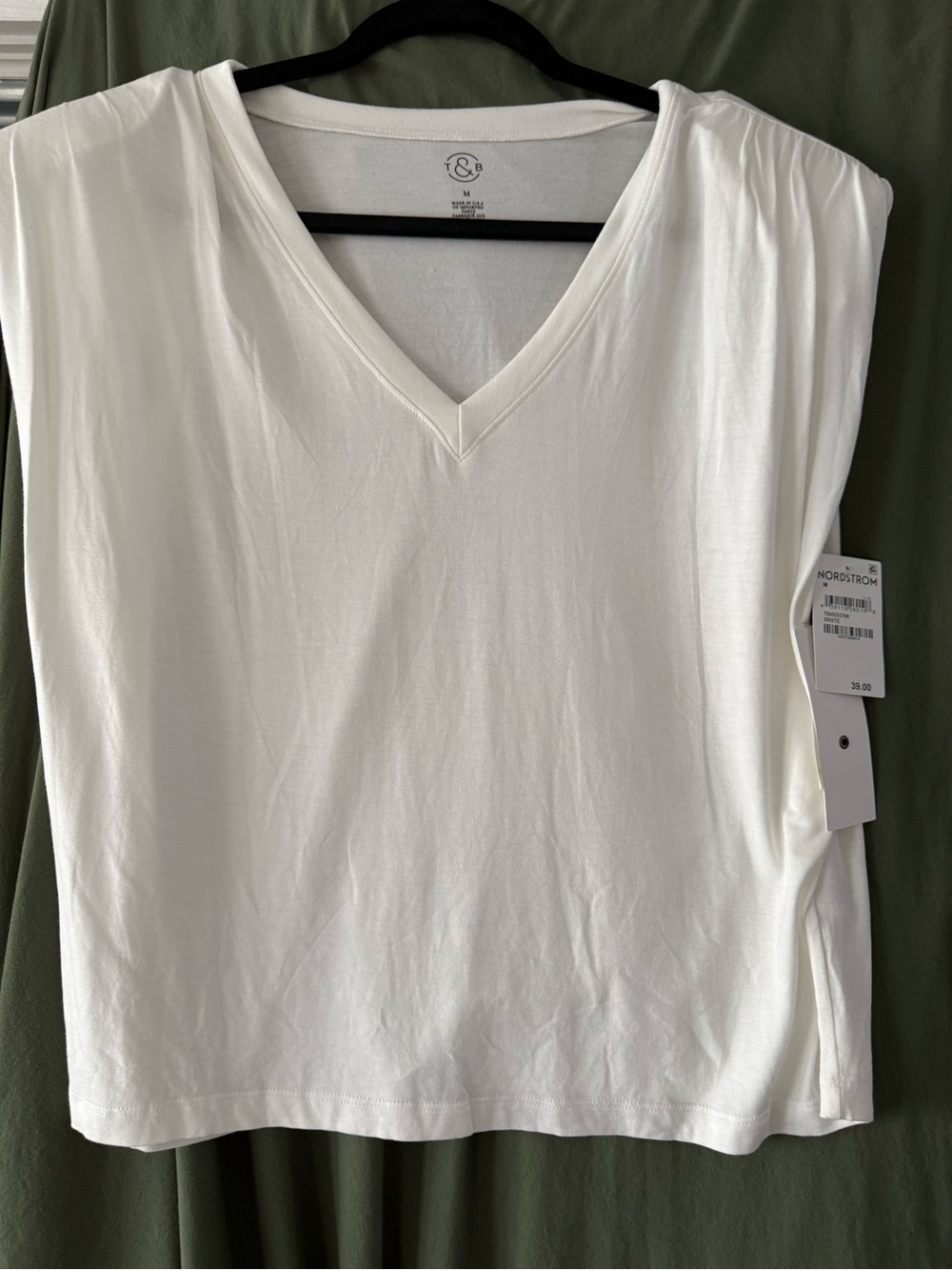 Treasure & Bond White V-Neck Short Sleeve Tee